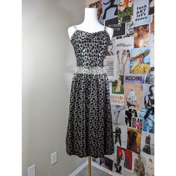 Bernini Dresses & Skirts - Y2K Lace Animal Print Dress